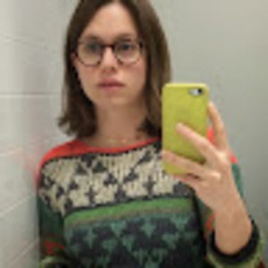 Meet your Posher, Izzy